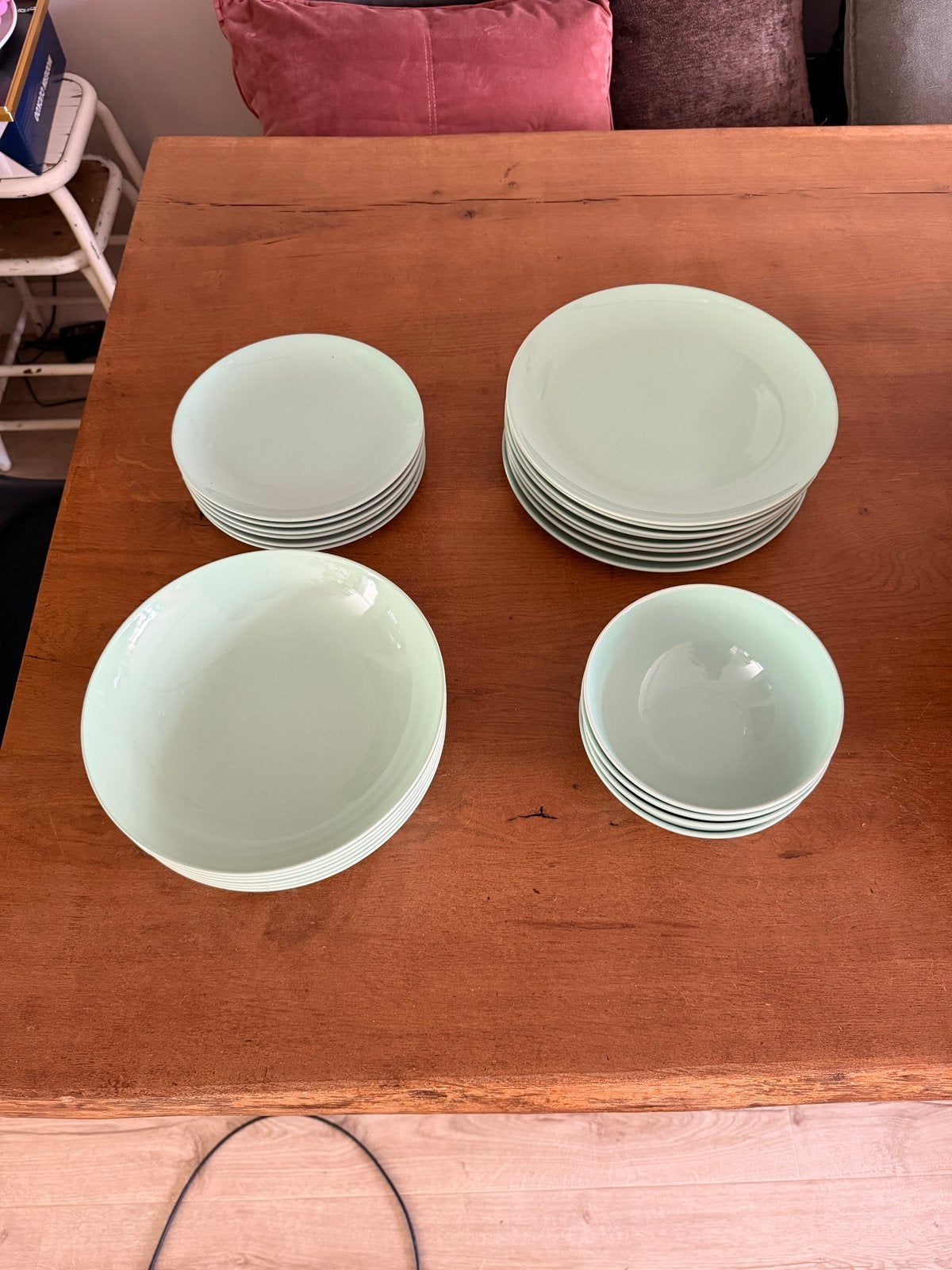 Compleet servies - Lichtgroen, Ophalen, Gebruikt, Keramiek, Overige stijlen