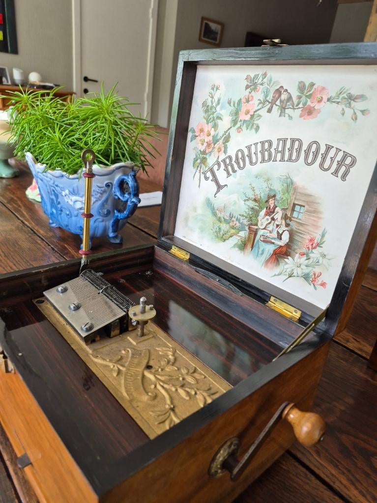 muziekdoos troubadour, Verzenden