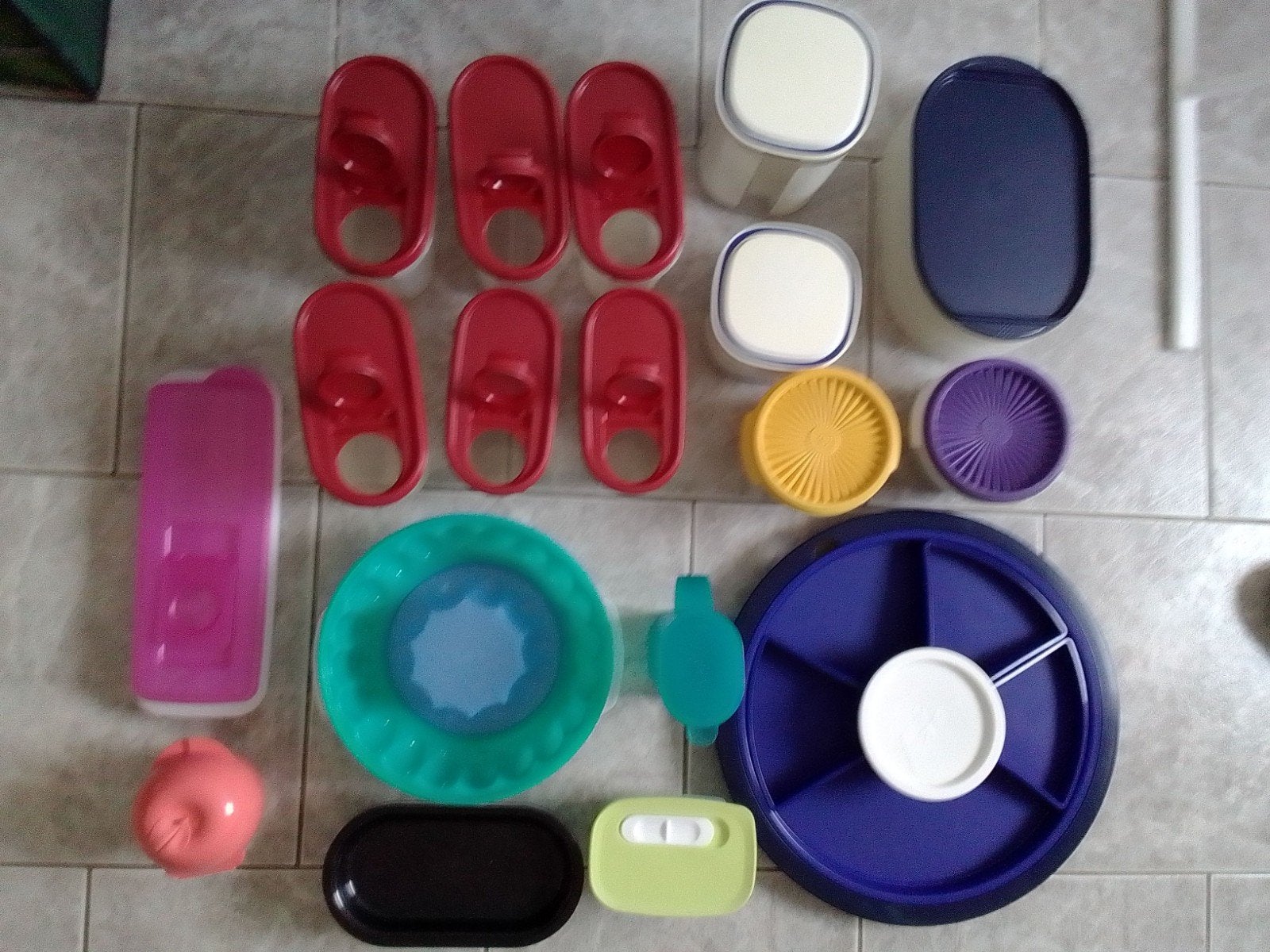 tupperware spullen, Ophalen
