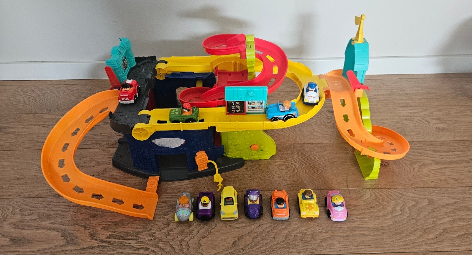 Fisher-Price Little People Autogarage met 10 auto's, Ophalen of Verzenden, Zo goed als nieuw, Speelset