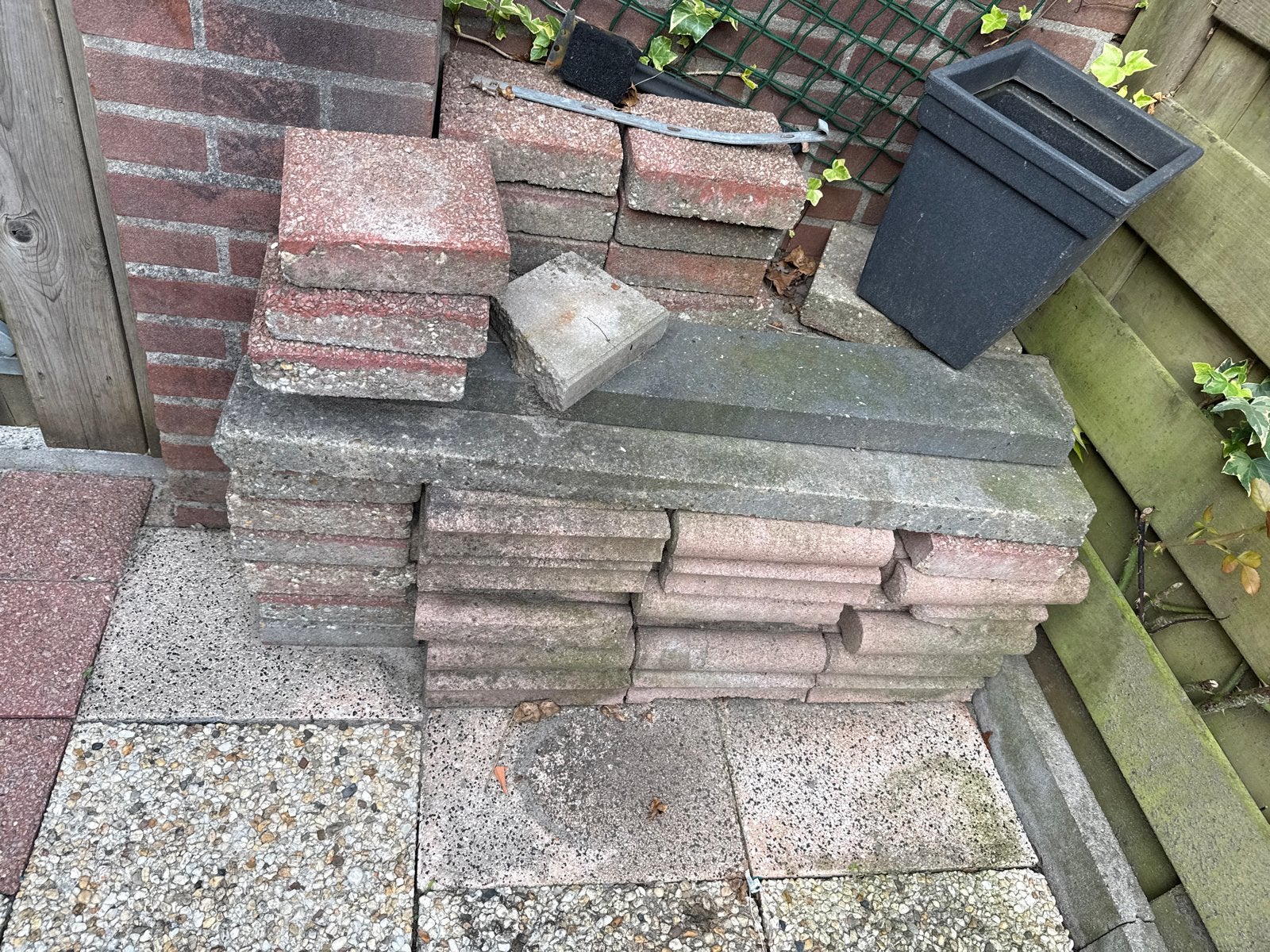 Diverse gebruikte terrastegels en klinkers, Tuin en Terras, Ophalen, Gebruikt, Minder dan 5 m², Beton