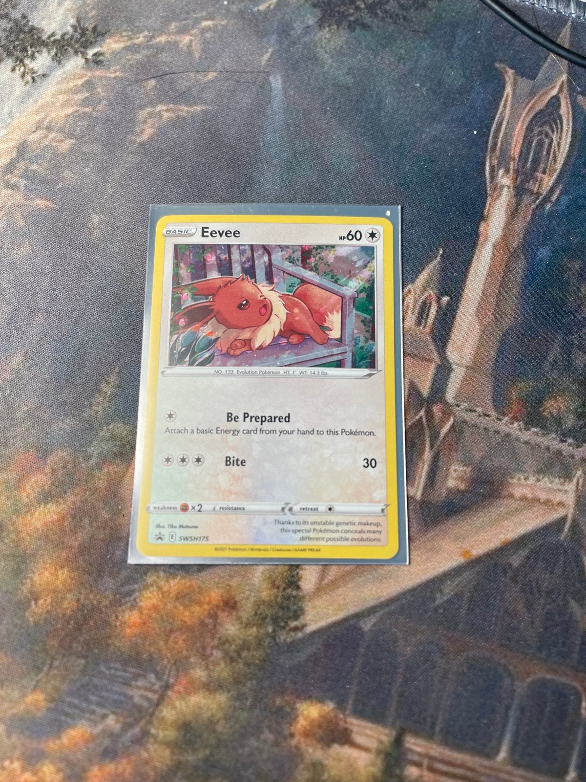 Eevee Black Star Promo SWSH175 Pokémon Kaart, Ophalen of Verzenden, Zo goed als nieuw, Losse kaart, Foil