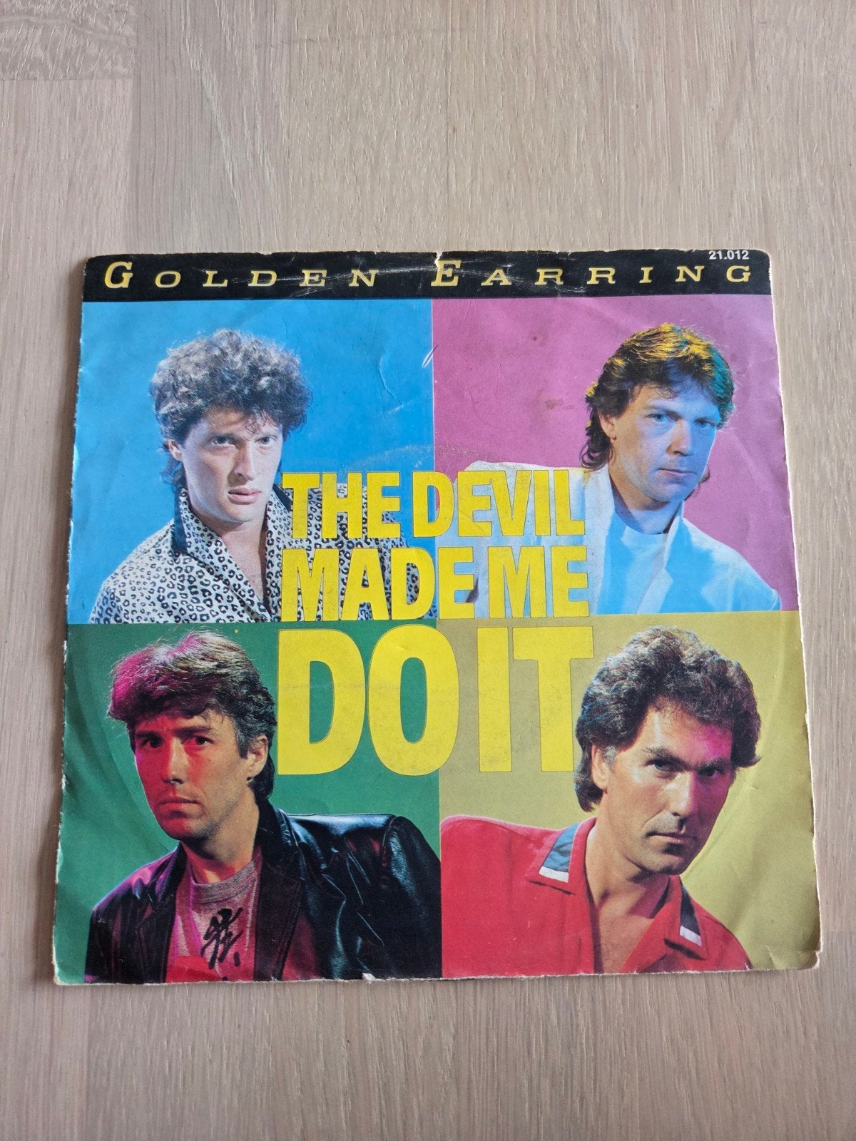 Golden Earring - Cut / The Devil Made Me Do It (Single), Gebruikt, Originele persing, 7 inch, Ophalen of Verzenden