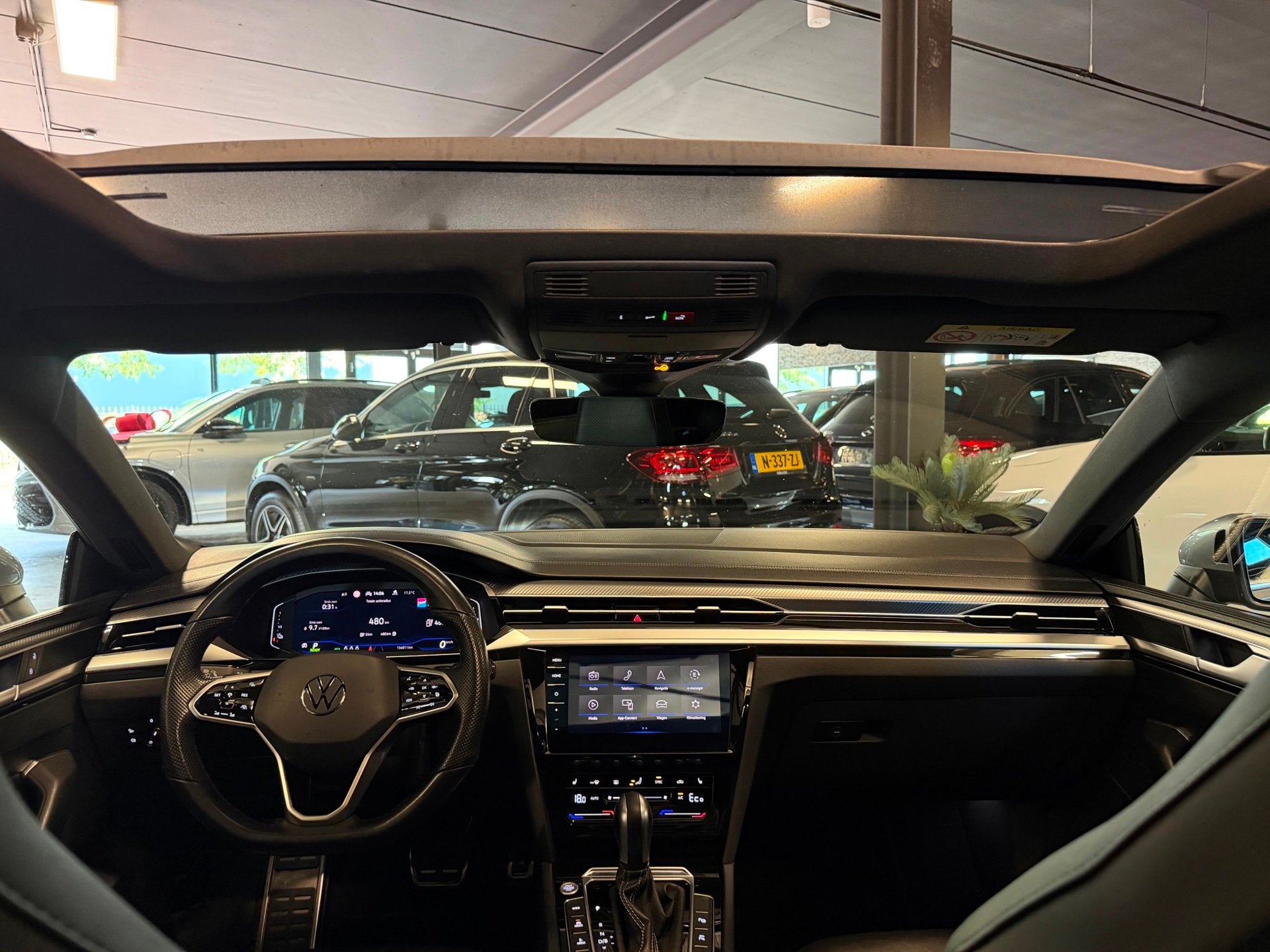 Volkswagen Arteon 1.4 TSI eHybrid R-Line Business+|PANO|FULL, Auto's, Arteon, Gebruikt, Euro 6, Hybride Elektrisch/Benzine