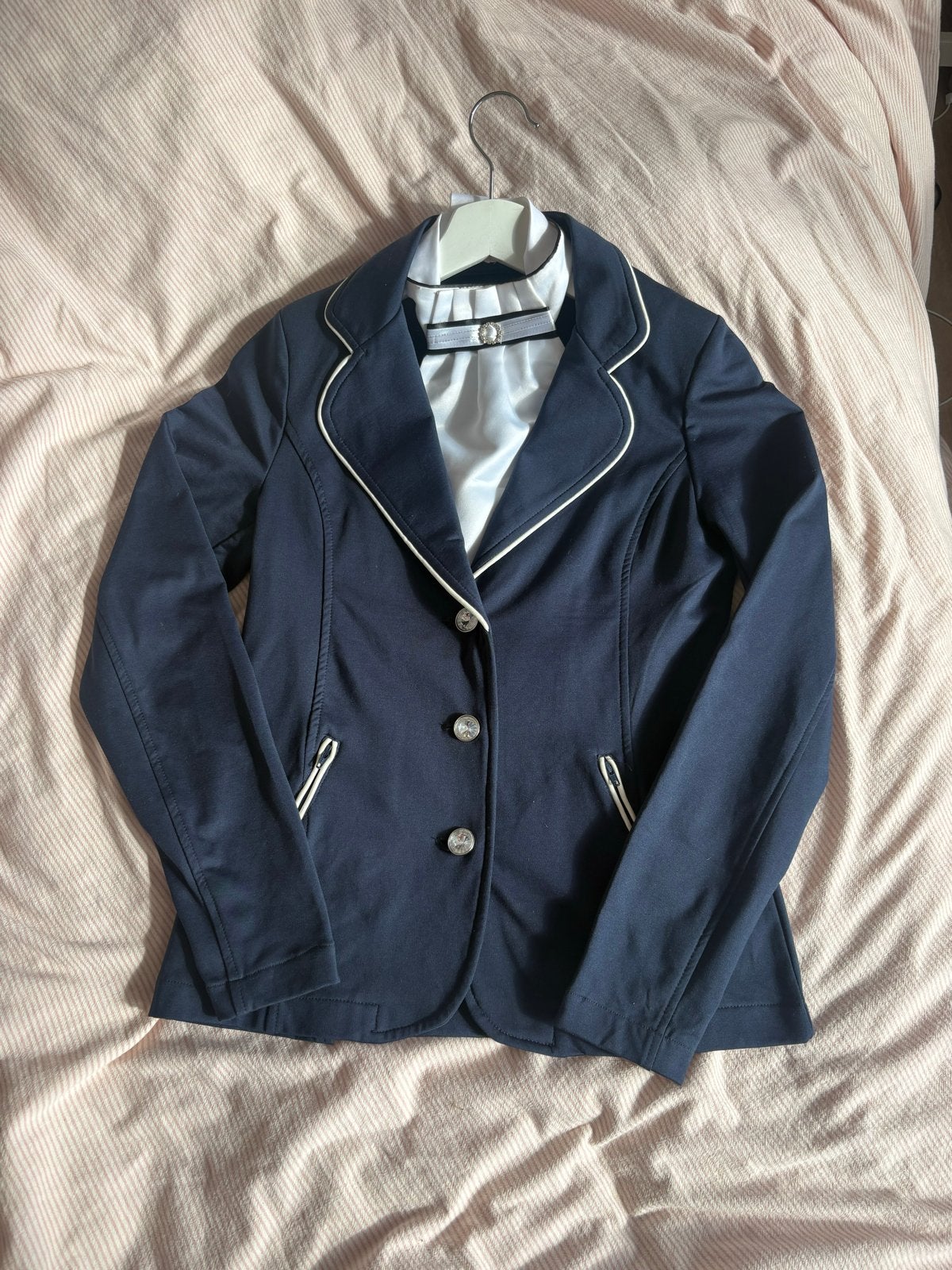 Wedstrijdjasje met plastron, Ritssluiting, Blauw, Gebruikt, Overige schoenmaten