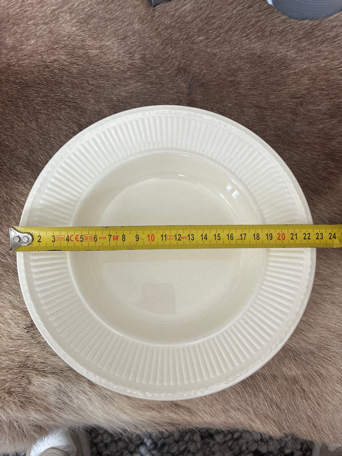 Wedgwood Edme Queen's Ware diep bord 23 cm, Klassiek, Ophalen of Verzenden, Zo goed als nieuw, Bord(en)