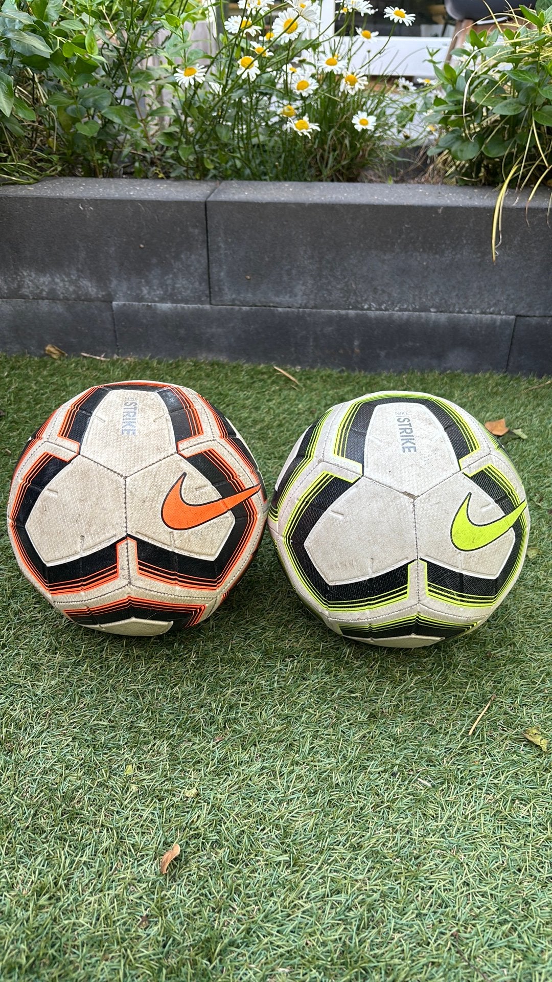 Nike ballen moeten snel weg, Maat XS of kleiner, Ophalen of Verzenden, Zo goed als nieuw, Bal