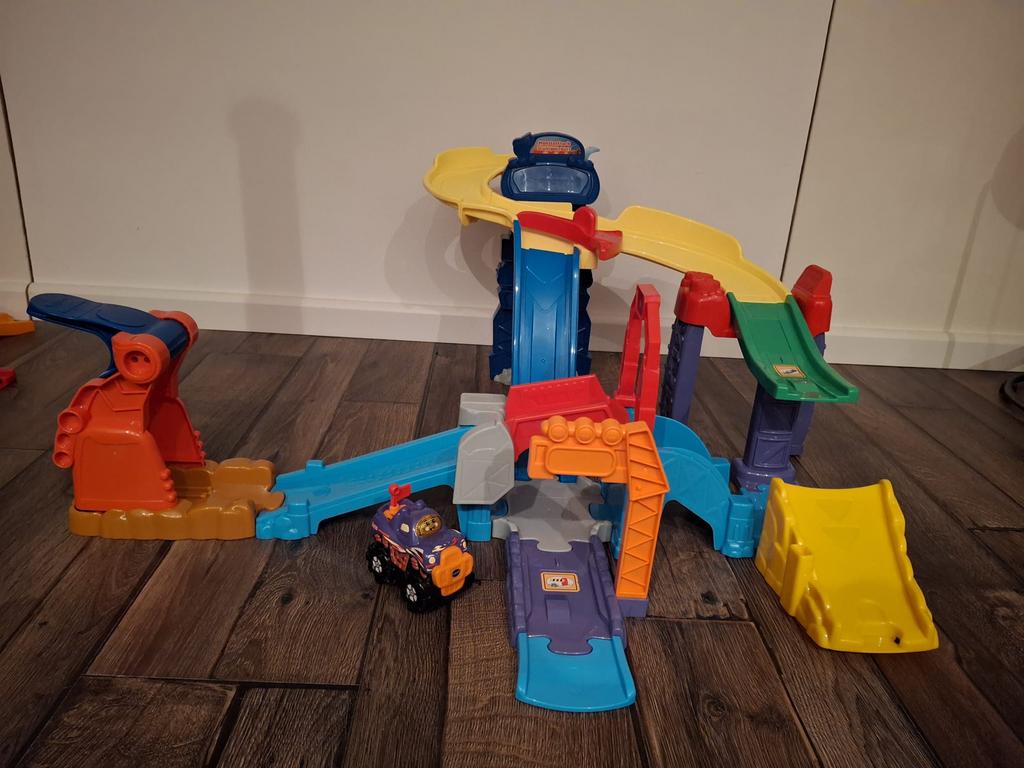Vtech Toet Toet Auto Monstertruck Stuntbaan, Ophalen of Verzenden, Nieuw, 2 tot 4 jaar