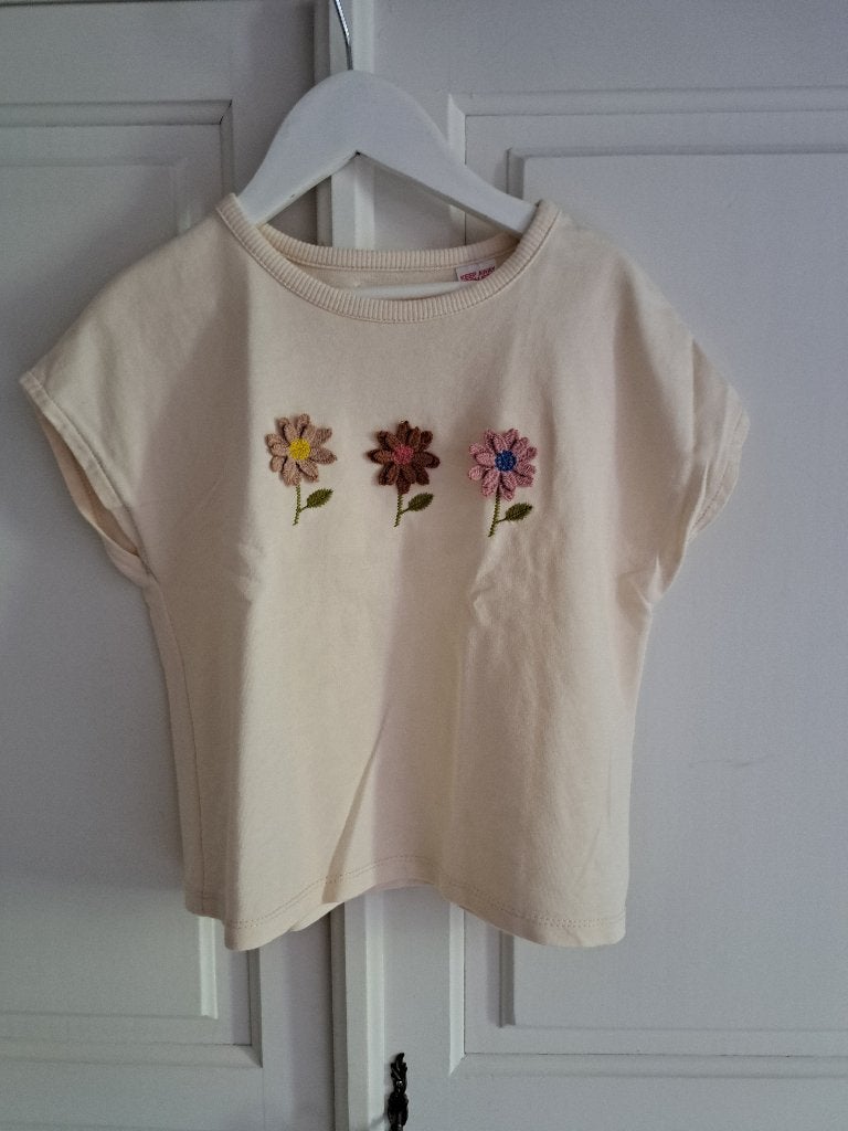 t-shirt met 3 bloemen (Zara), Meisje, Ophalen of Verzenden, Zo goed als nieuw, Zara