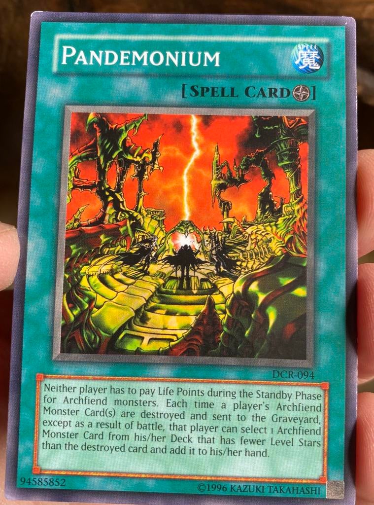 Yu-Gi-Oh! Pandemonium DCR Old US Print !, Ophalen of Verzenden, Zo goed als nieuw, Losse kaart