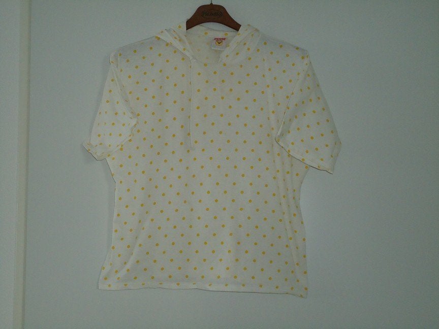 shirt mt l wit met gele bolletjes , met capuchon, Wit, Maat 42/44 (L), Ophalen of Verzenden, Korte mouw