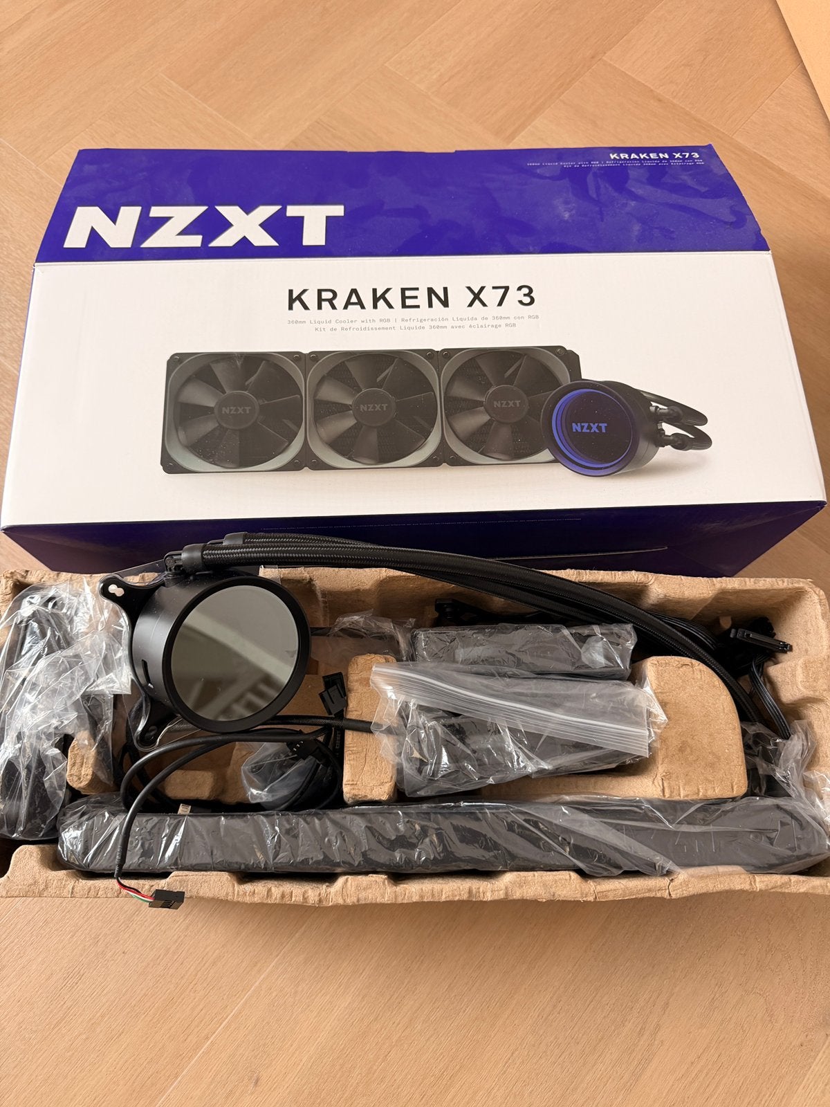 NZXT Kraken X73, Computers en Software, Ophalen of Verzenden, Zo goed als nieuw, Waterkoeling