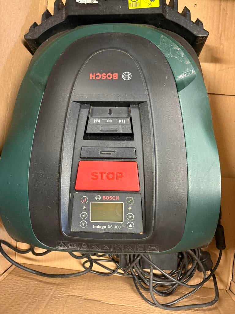Bosch Indego XS300 robot maaier geheel compleet (als nieuw)!, Ophalen of Verzenden, Zo goed als nieuw