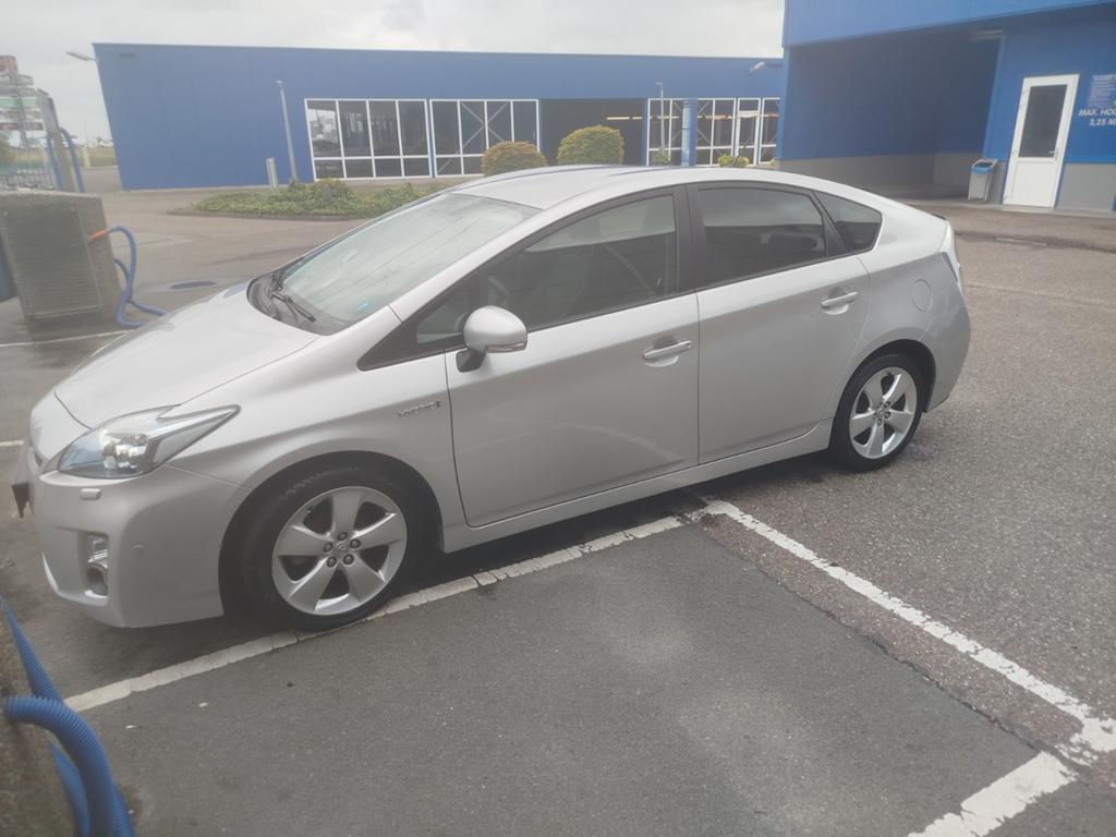 Toyota Prius 1.8 Full Hybrid 136PK automaat, Auto's, 1345 kg, 4 cilinders, Origineel Nederlands, Prius