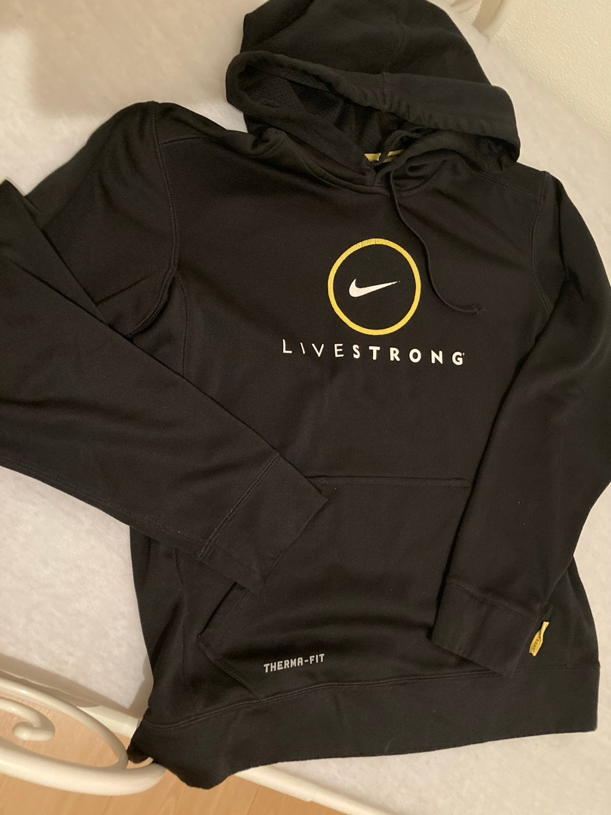 Nike Therma-FIT Livestrong Hoodie - Maat S, Fitness, Zwart, Ophalen of Verzenden, Zo goed als nieuw