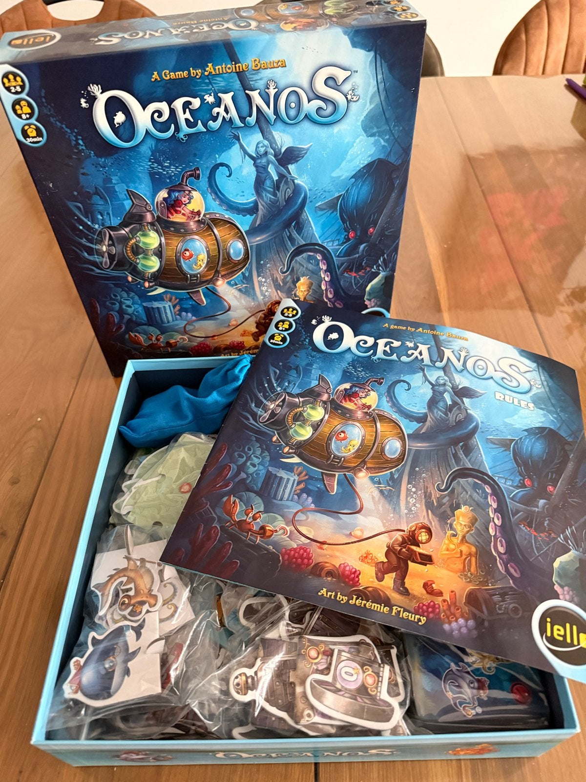 Oceanos - Duik in een onderwateravontuur!, Hobby en Vrije tijd, Drie of vier spelers, Ophalen of Verzenden, Zo goed als nieuw