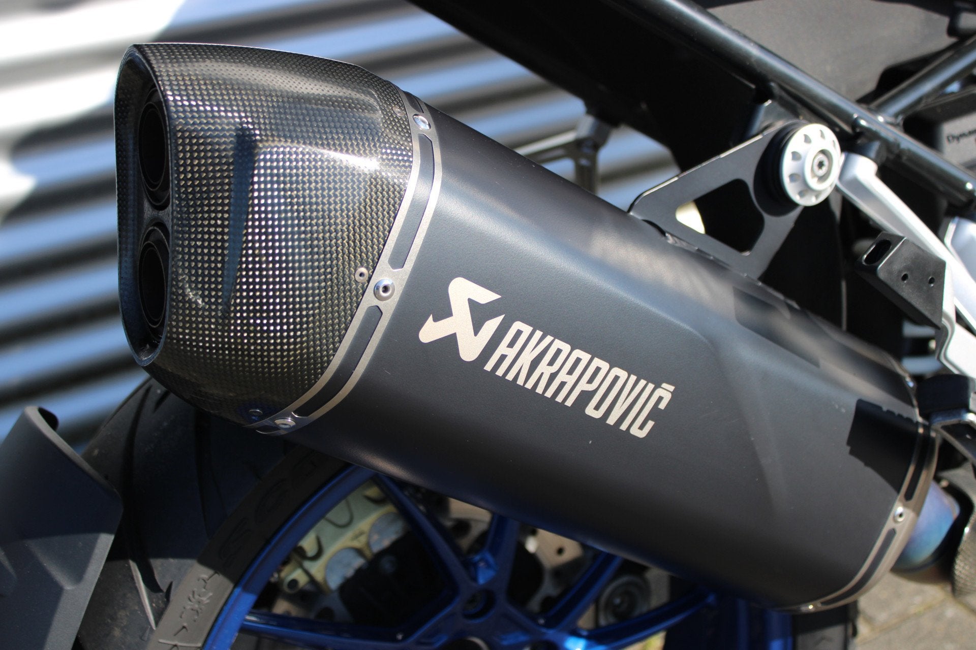 BMW R 1250 GS |1ste eigenaar |Akrapovic (bj 2019), Motoren, Verkoop.motorrad@oostland-enschede.nl, 1254 cc, Handvatverwarming