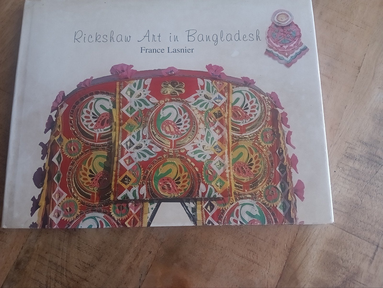 Rickshaw art in Bangladesh, Ophalen of Verzenden, Zo goed als nieuw
