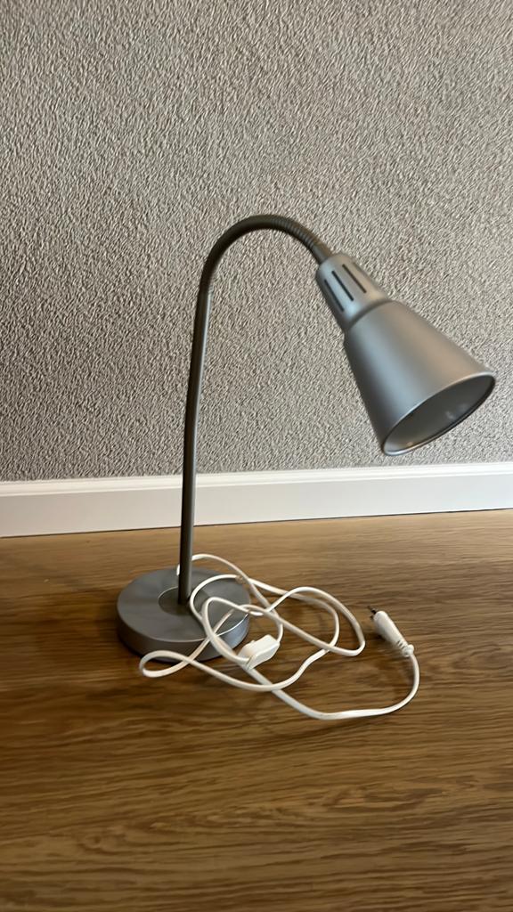 IKEA BÖJA bureaulamp, grijs, flexibele arm, Ophalen of Verzenden, Gebruikt, Metaal, 50 tot 75 cm