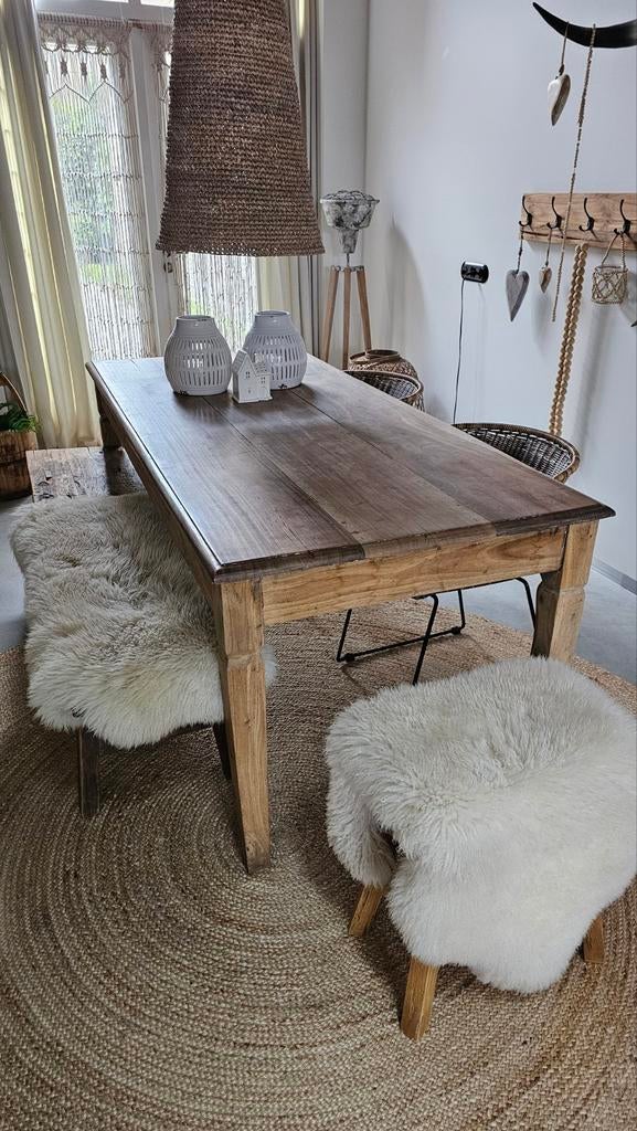 Robuuste houten eettafel - perfect voor gezellige diners, Huis en Inrichting, Tafels | Eettafels, Ophalen, Gebruikt, Landelijk, robuust, tijdloos