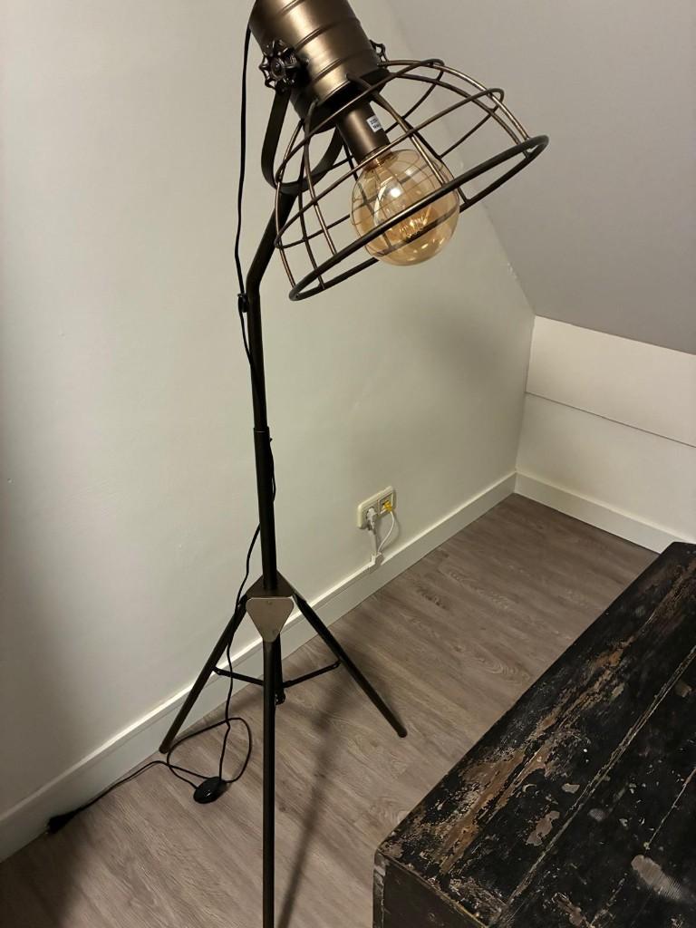 Staande schemerlamp, Huis en Inrichting, Lampen | Vloerlampen, Ophalen, Gebruikt, Metaal, 150 tot 200 cm