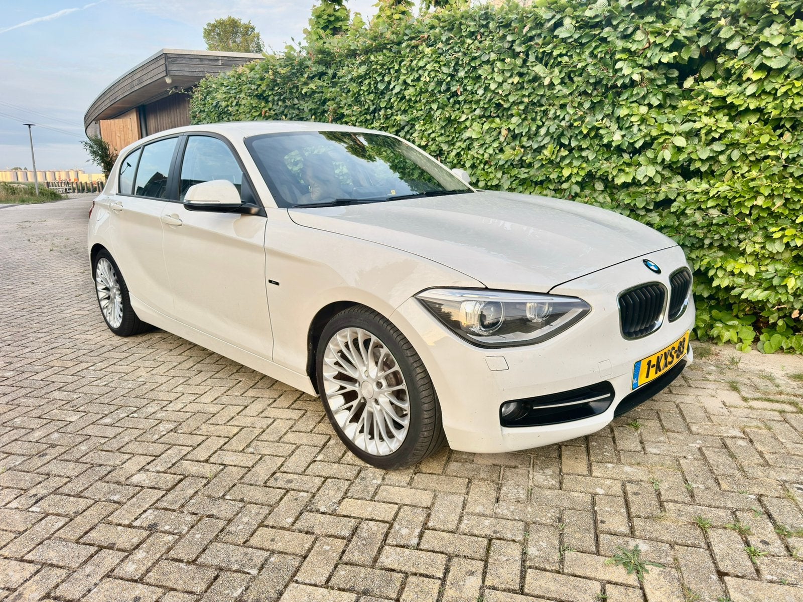 BMW 116i 2013, Breyton 18”, Nieuwe Ketting, Leder, Trekhaak, Auto's, 1-Serie, 4 cilinders, Wit, 1200 kg