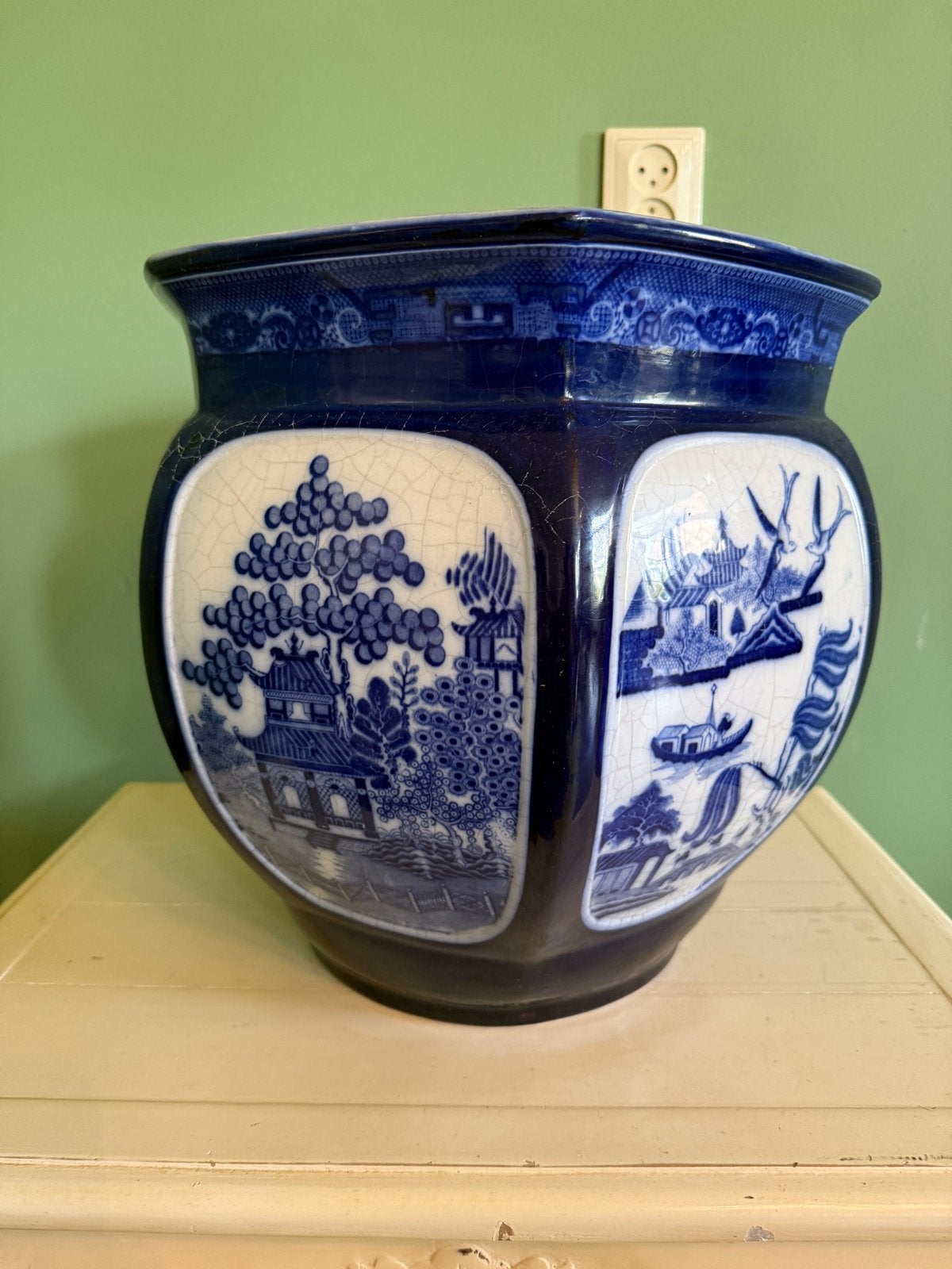 Antieke Chinese porseleinen bloempot met blauw-wit decor, Antiek en Kunst, Ophalen