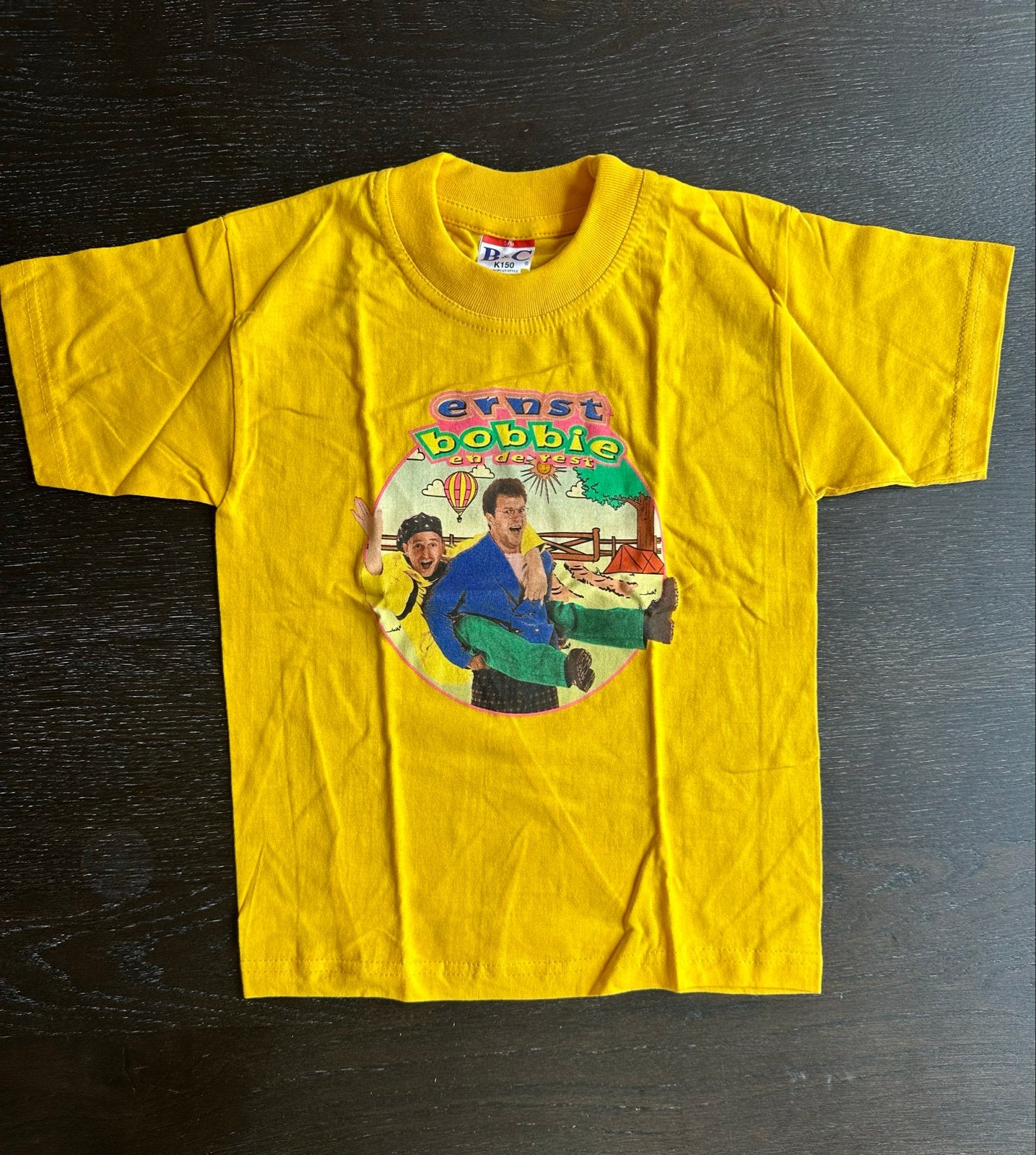 Ernst Bobbie en de Rest T-shirt - Geel Kindermaat, Ophalen of Verzenden, Zo goed als nieuw, Jongen of Meisje