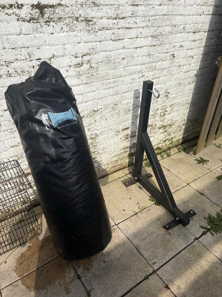 Bokszak met muurbeugel - Rumble Boxing Gear, Ophalen, Gebruikt, Bokszak