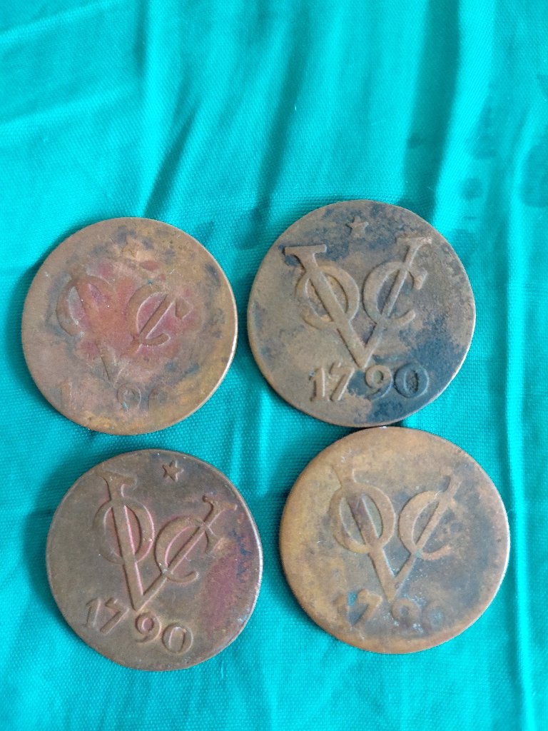 VOC duiten uit 1790- 4 stuks, Postzegels en Munten, Verzenden, Vóór koninkrijk, Overige waardes, Losse munt