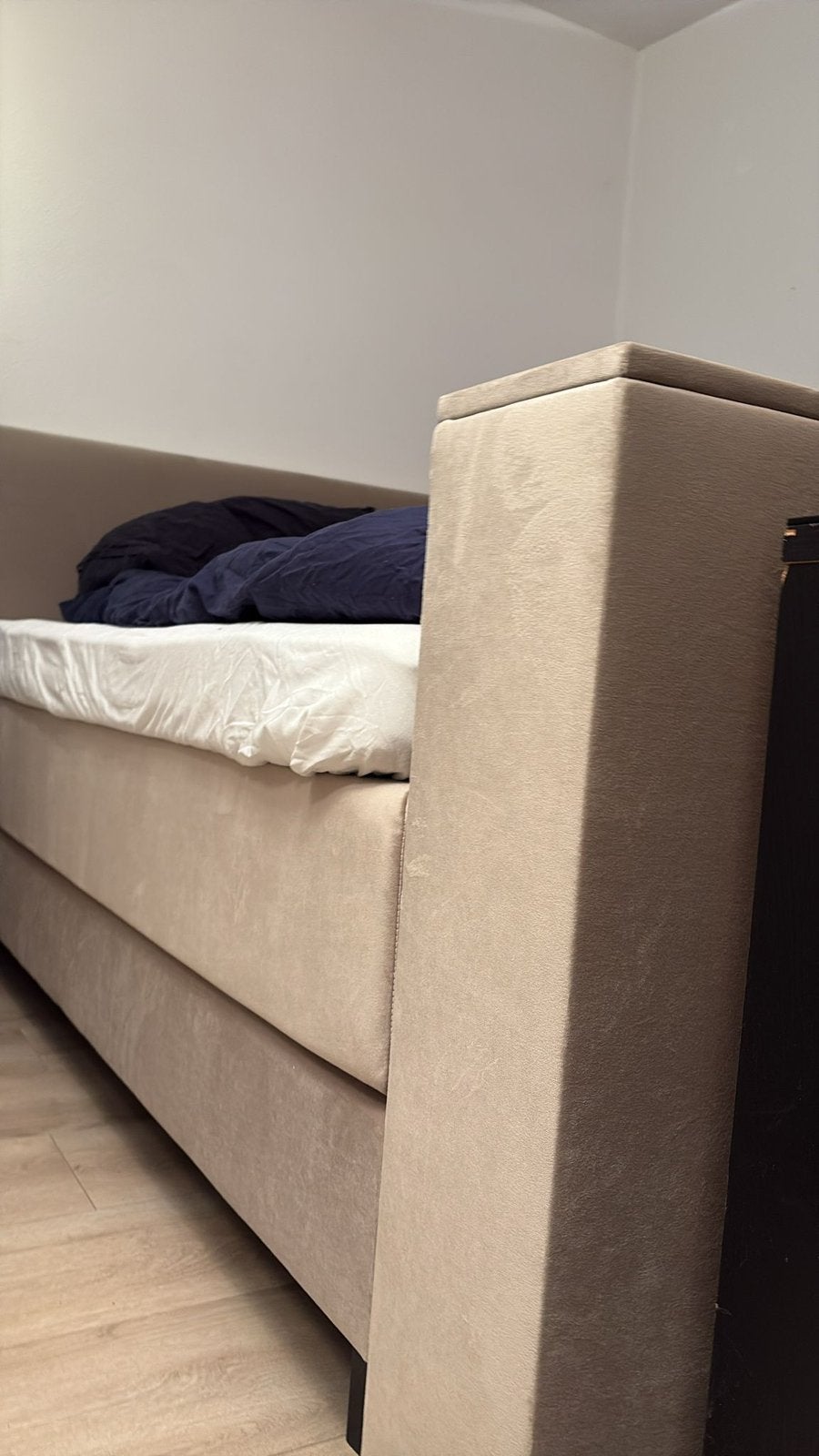 Voetbord met tv lift voor een boxspring van 1.80, Ophalen, Beige, Tweepersoons, Zo goed als nieuw