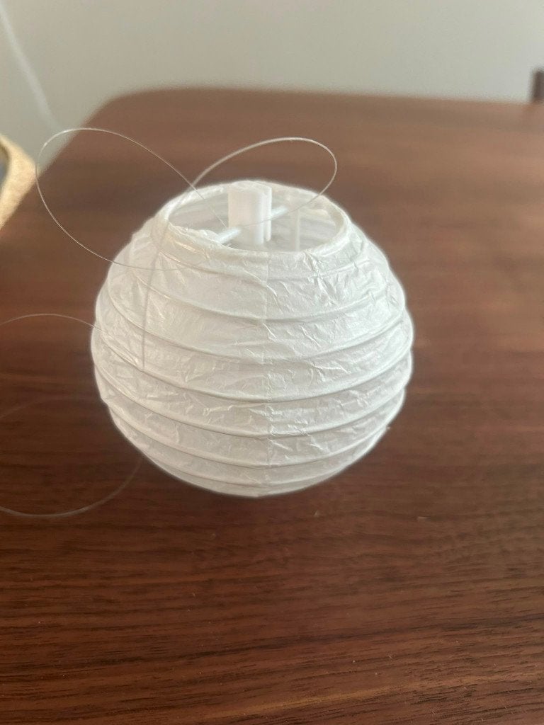 Witte papieren lampionnen met LED, Hobby en Vrije tijd, Feestartikelen, Ophalen, Zo goed als nieuw, Versiering, Geboorte of Huwelijk