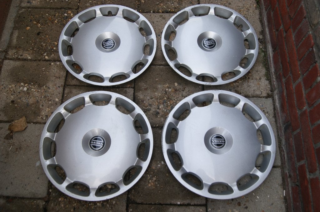 Set van 4 originele wieldoppen Volvo V70 16 inch (Model 1), Auto diversen, Wieldoppen, Ophalen of Verzenden, Gebruikt