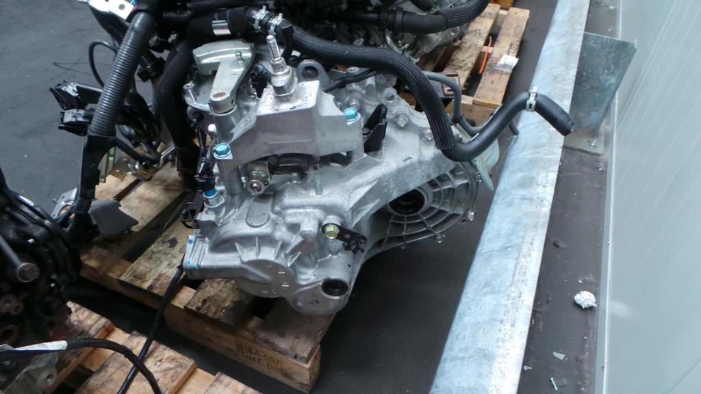 NISSAN X TRAIL TRANSMISSIE / VERSNELLINGSBAK 2014, Ophalen of Verzenden, Gebruikt, Stiba lid