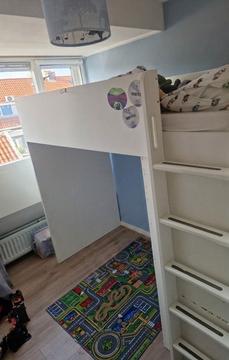 SMÅSTAD Hoogslaper Ikea stapelbed met bureau, bureaustoel en, Ophalen of Verzenden, Stapelbed