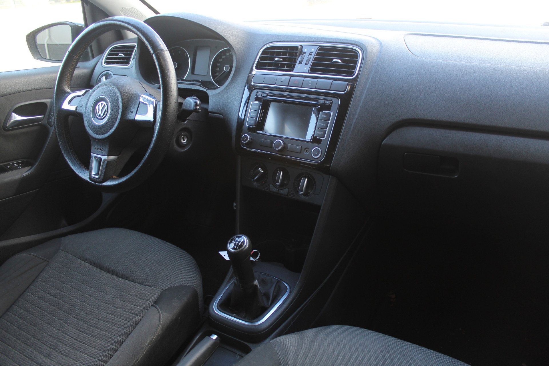 Volkswagen Polo 1.2 TSI Comfortline *Meeneemprijs*Navigatie/, Voorwielaandrijving, Euro 5, Stof, Zwart