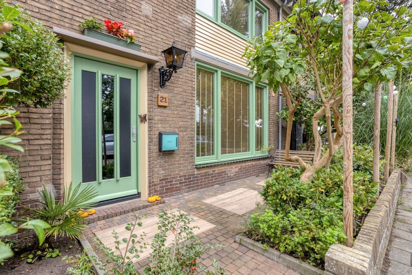 INSTAPKLARE WONING TE KOOP IN UITGEEST, Huizen en Kamers, Tot 200 m², Noord-Holland, Tussenwoning, Uitgeest