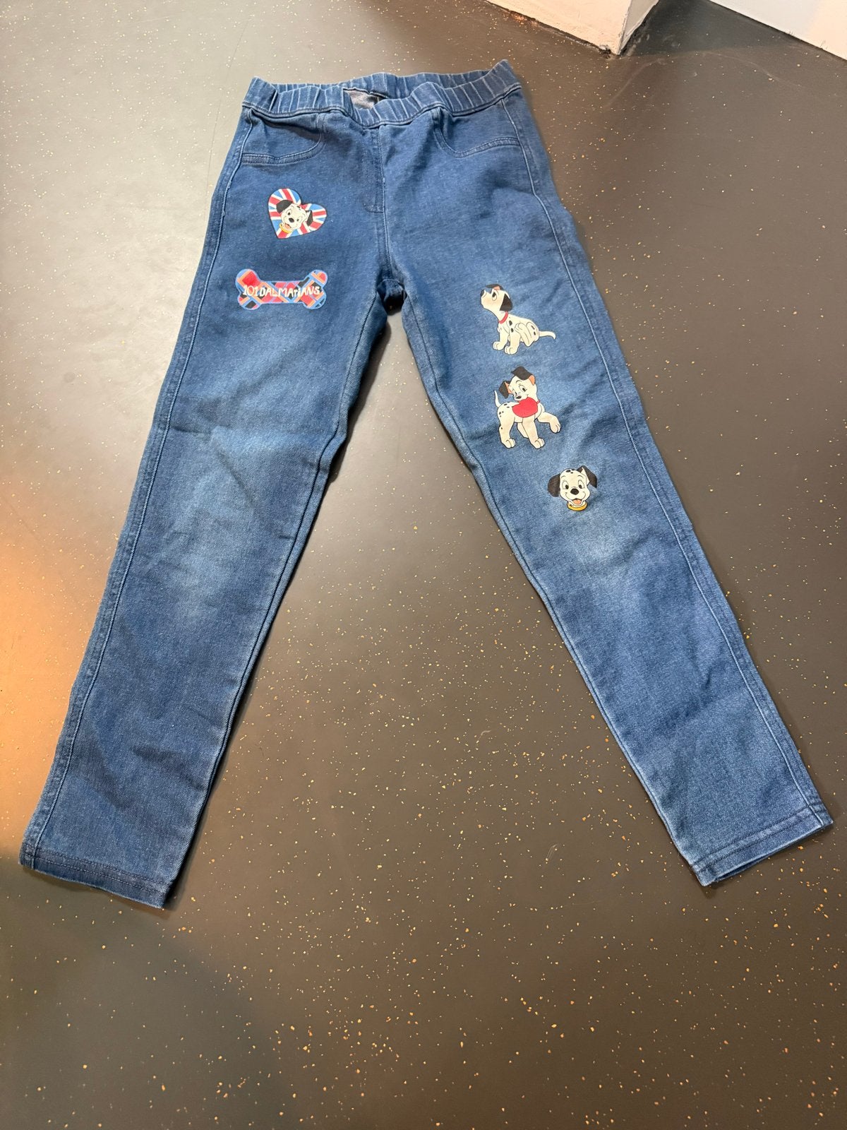 Leuke Broek Maat 122/128 met Dalmatiër Print, Ophalen of Verzenden, Gebruikt, Meisje, Broek