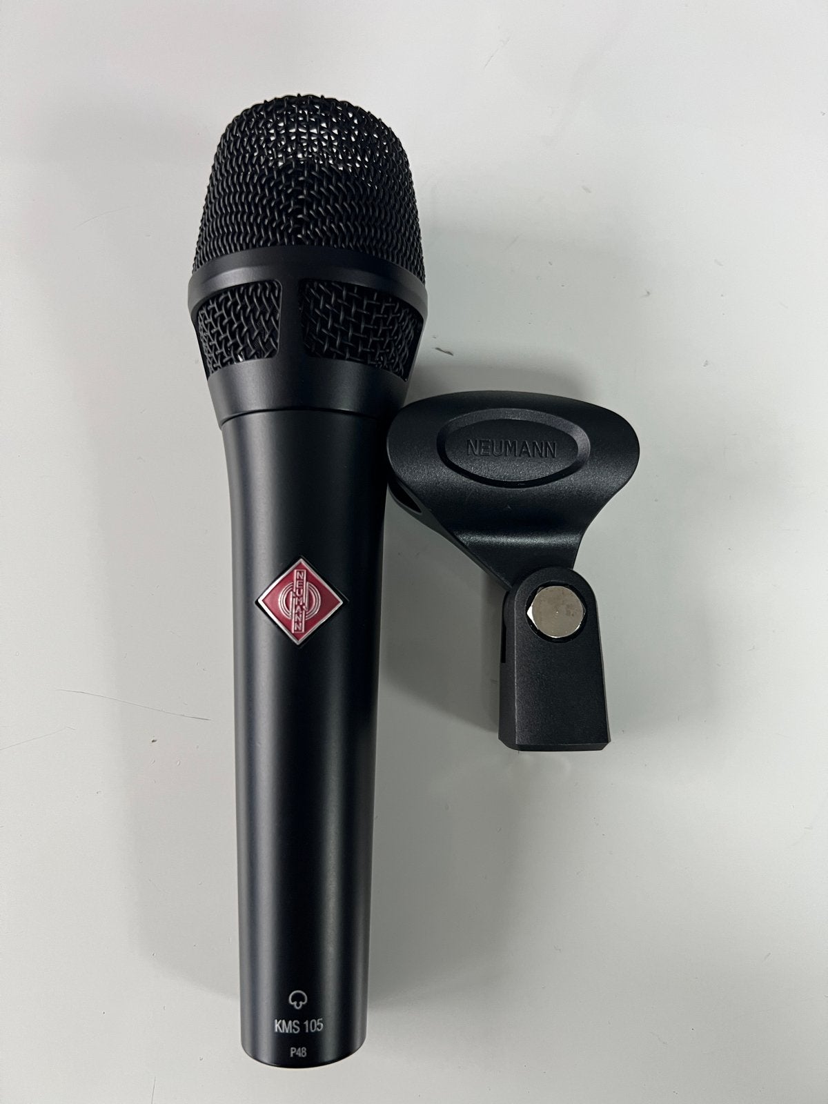 Neumann KMS 105 Studiomicrofoon met accessoires, Muziek en Instrumenten, Ophalen, Zo goed als nieuw, Studiomicrofoon
