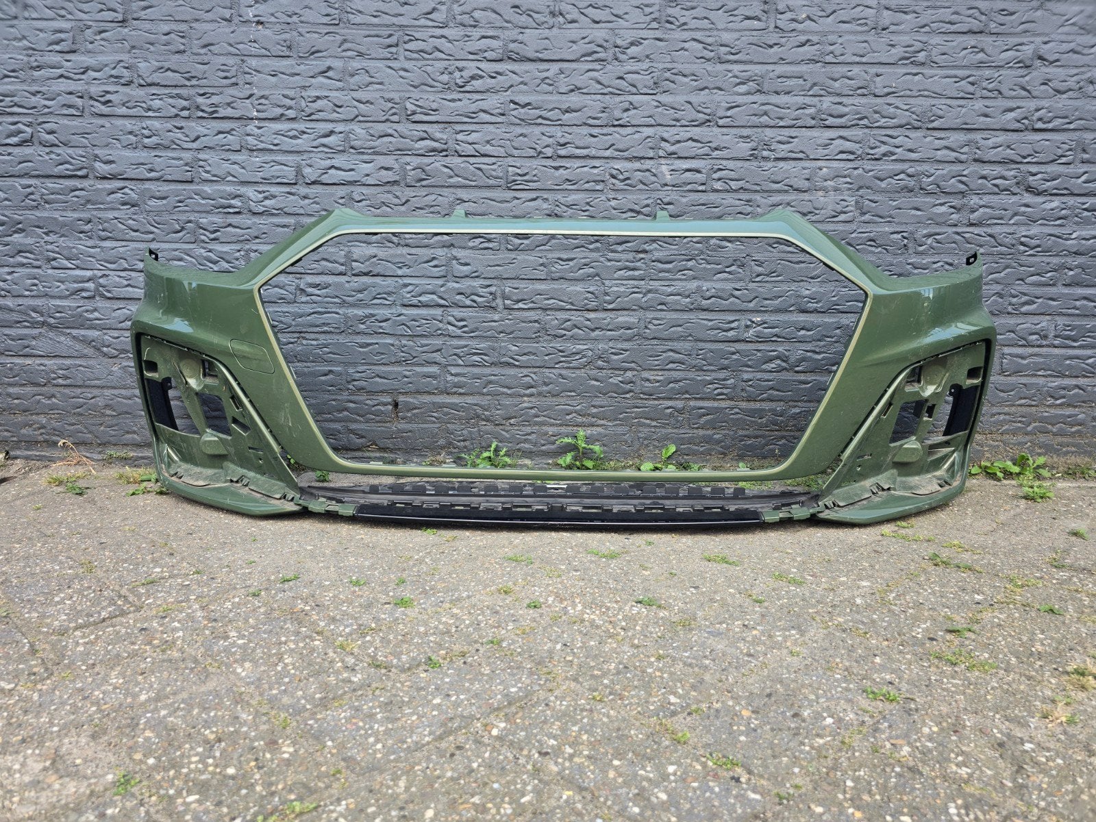 Voorbumper Audi A1 82A S-line bj 2019-heden, Audi, Gebruikt, Voor, Bumper