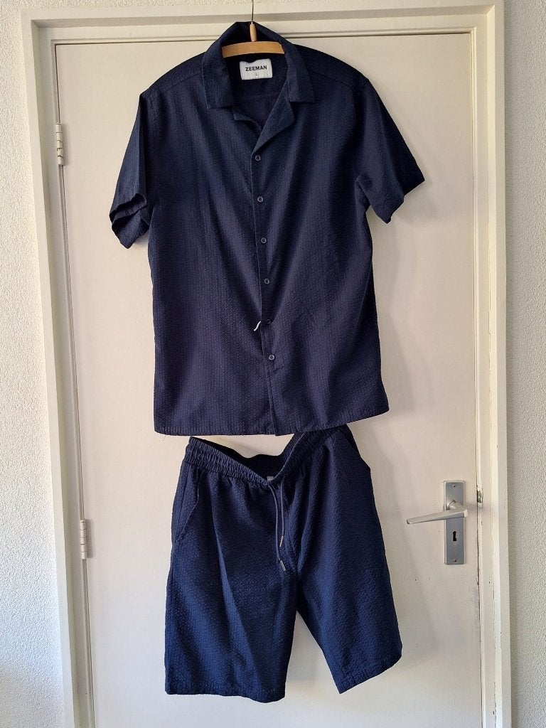 Donker blauwe heren zomerset L (blouse en short), Ophalen, Nieuw