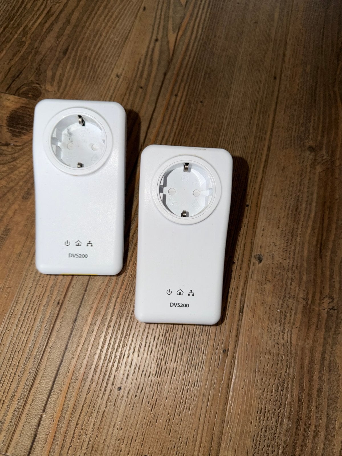 KPN DVS200 Powerline Adapters (2 stuks), Ophalen of Verzenden, Gebruikt