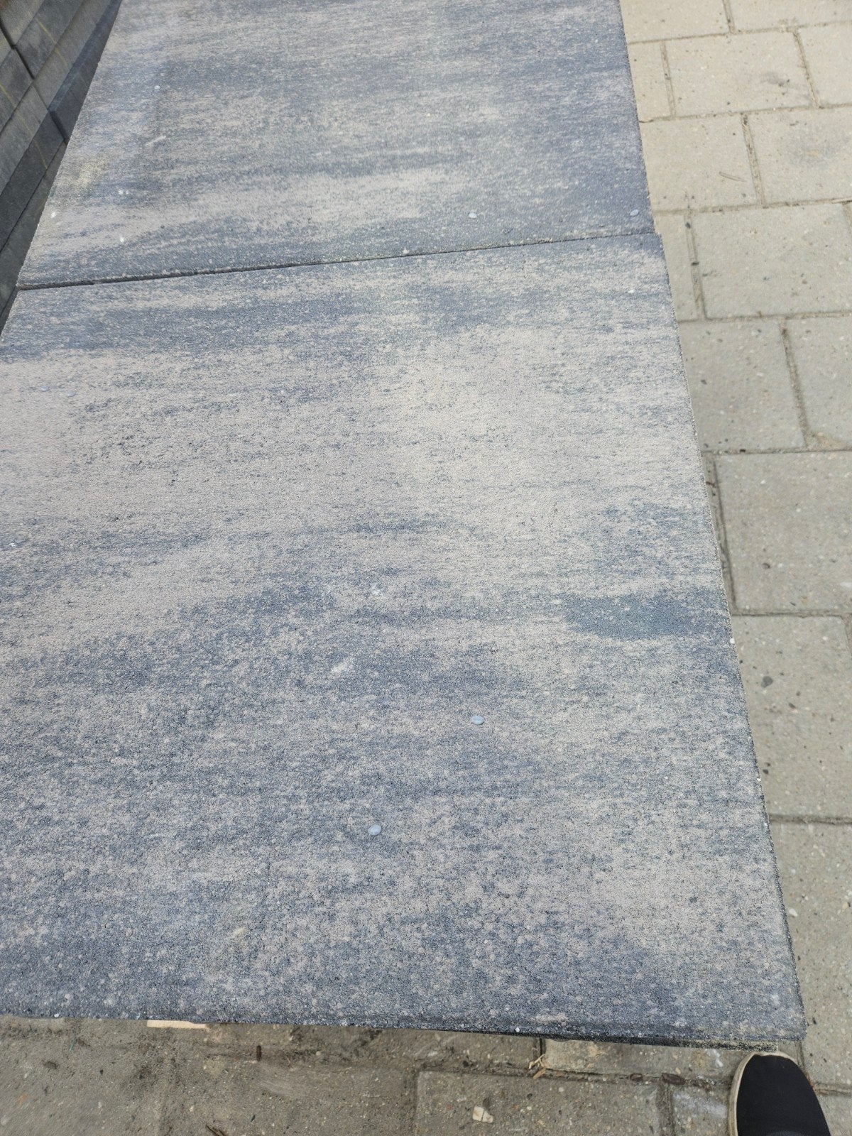 betontegel 60x60x4 grijs antra