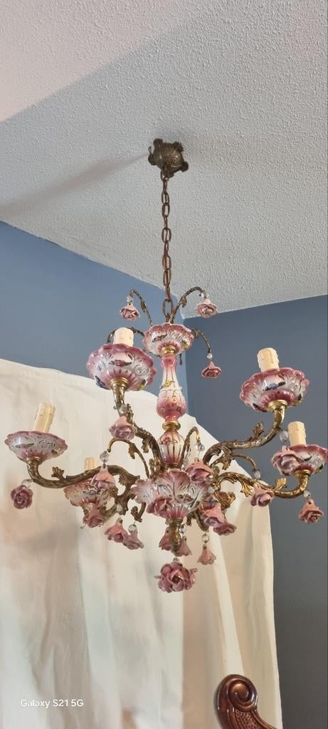 Vintage porseleinen bloemkroonluchter

- roze bloemen - goed, Ophalen of Verzenden, Minder dan 50 cm