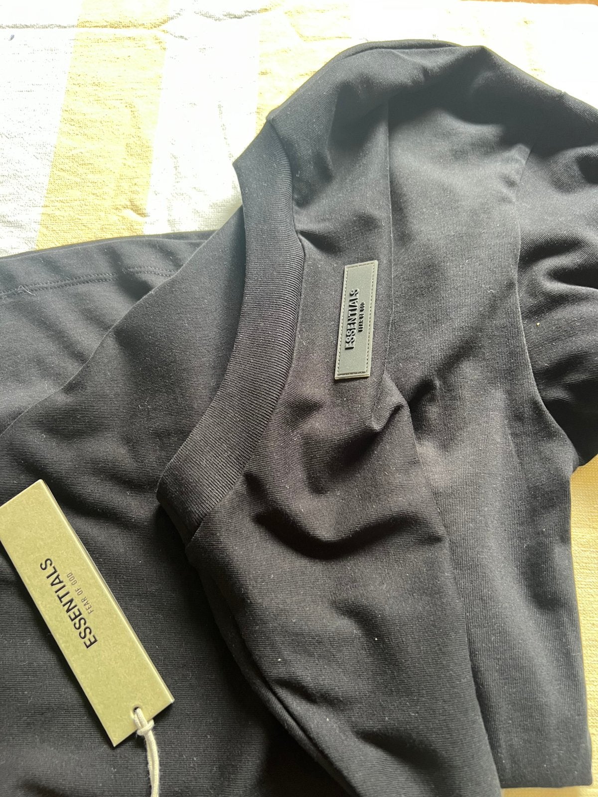 Fear of God Essentials T shirt Zwart, Ophalen of Verzenden, Zo goed als nieuw, Zwart