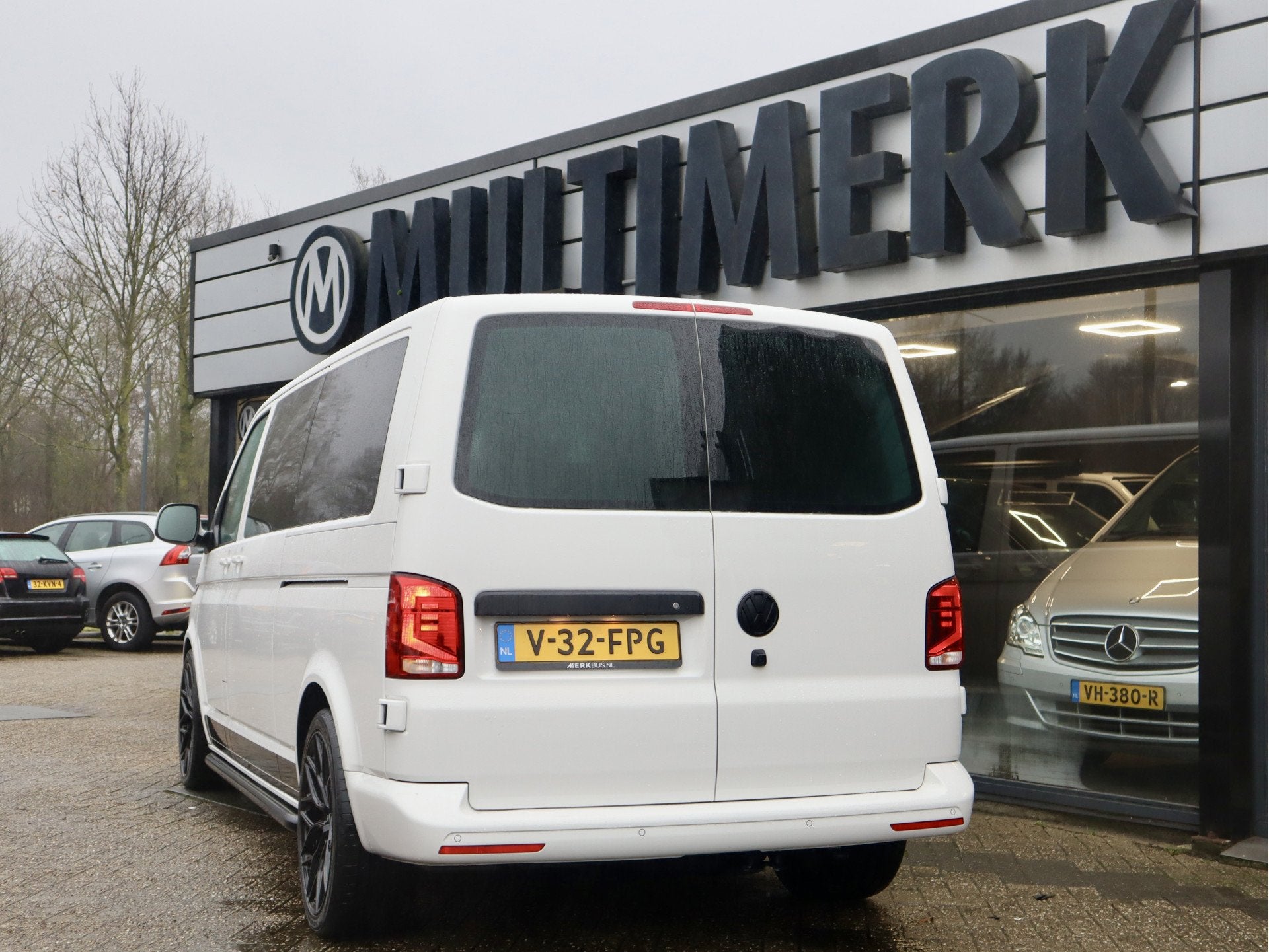Volkswagen Transporter 2.0 TDI DSG BULLI 2X SCHUIFDEUR LUXE, Auto's, Bestelauto's, Gebruikt, 4 cilinders, 150 pk, Volkswagen