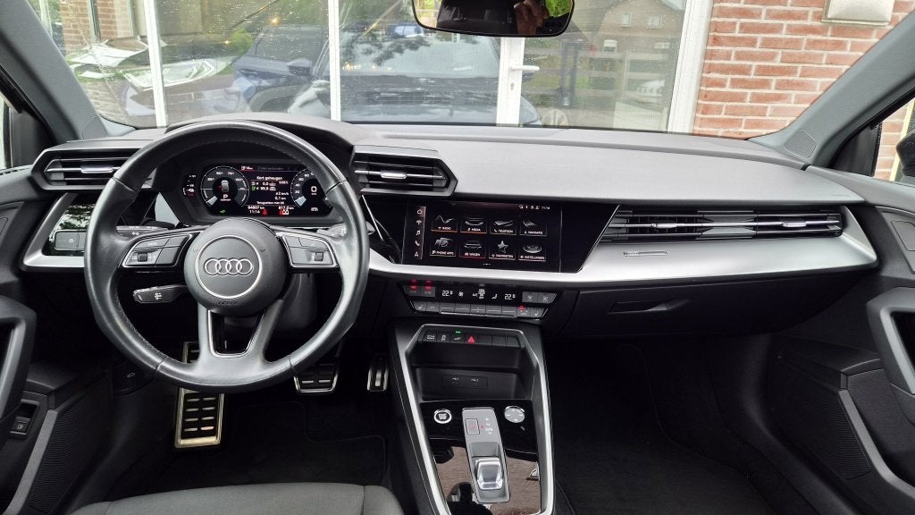 Audi A3 Sportback 40 TFSI e Edition, Stoelverwarming, Sport, Auto's, Dealer onderhouden, Stof, Gebruikt, 4 cilinders