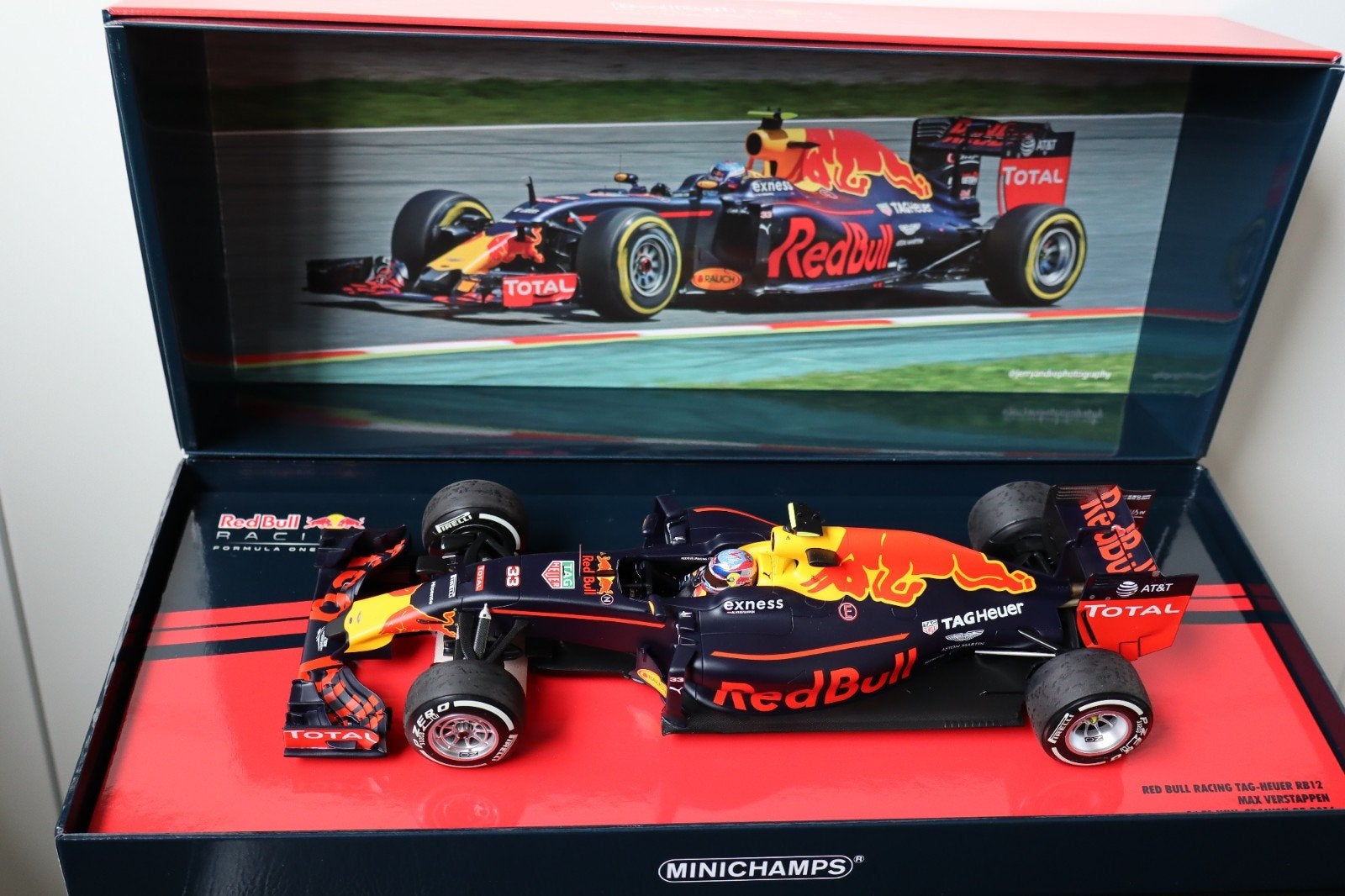 Max verstappen Redbull RB12 1st win 1:18, Ophalen of Verzenden, Nieuw, Formule 1