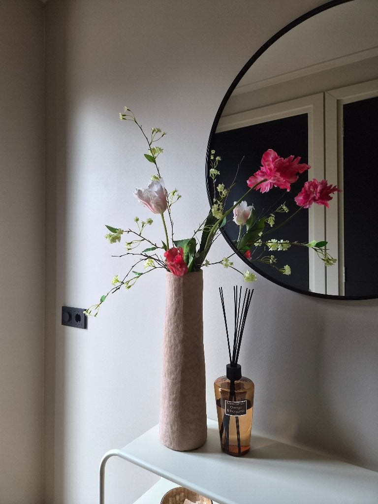 Vaas met kunstbloemen, Ophalen, Beige, Nieuw, Inclusief kunstbloemen
