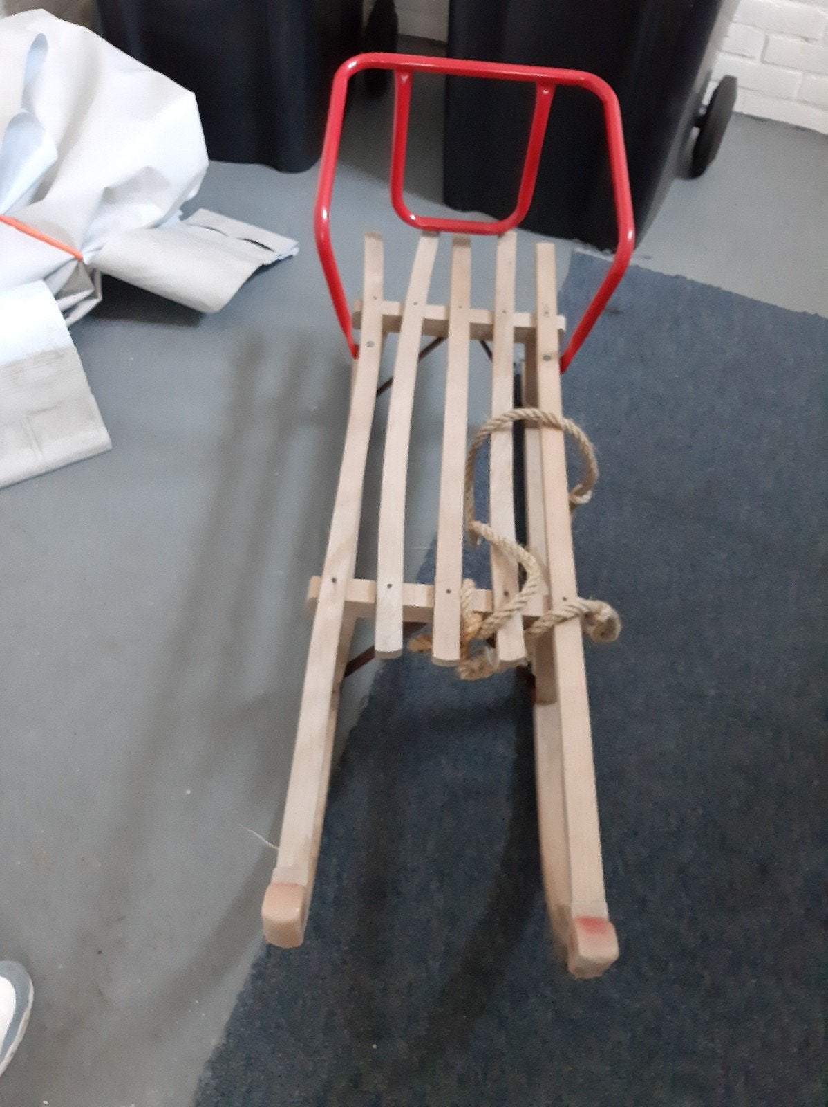 Houten slee met rugleuning en touw, Ophalen, Rugleuning, Gebruikt, Hout